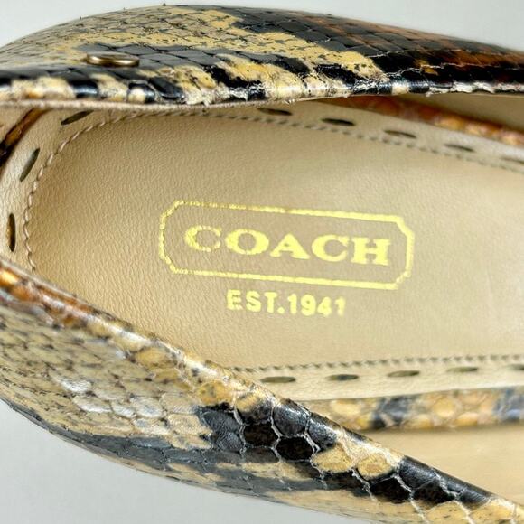 Coach Snakeskin Leather Platform Closed Toe Heels 9.5 Feminine Trendy MSRP $300 - Picture 6 of 8